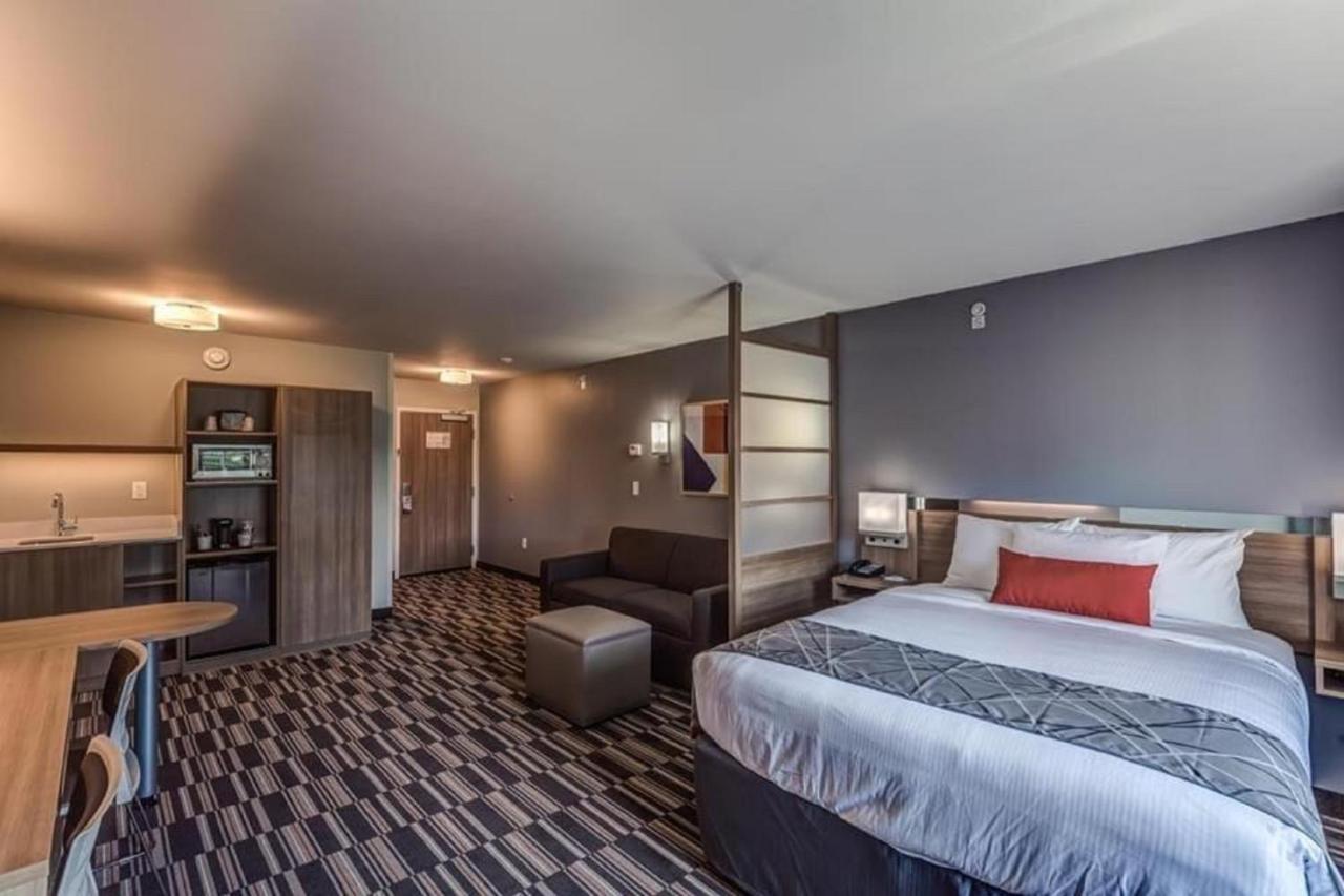 Microtel Inn&Suites by Wyndham Amsterdam Eksteriør bilde