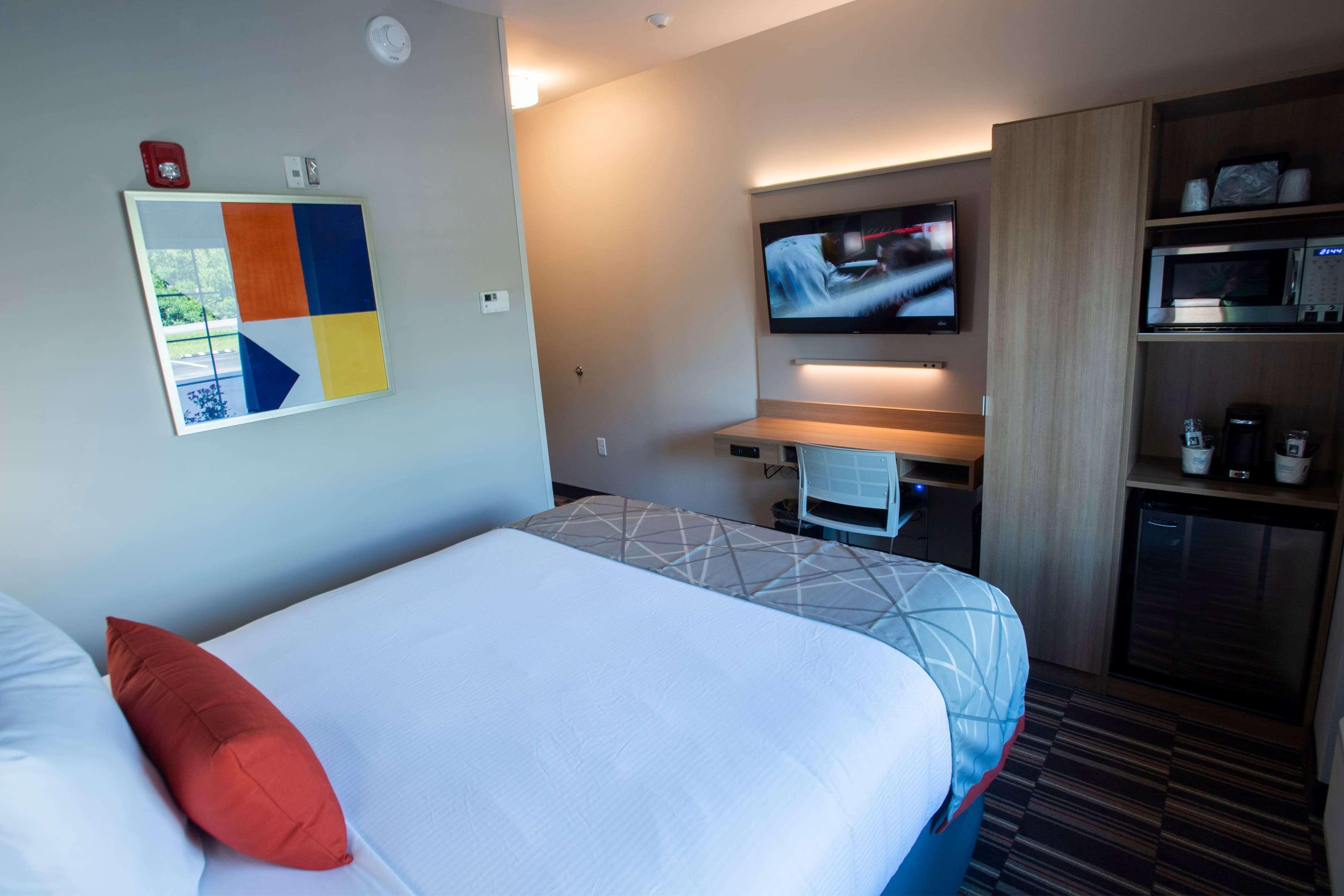 Microtel Inn&Suites by Wyndham Amsterdam Eksteriør bilde
