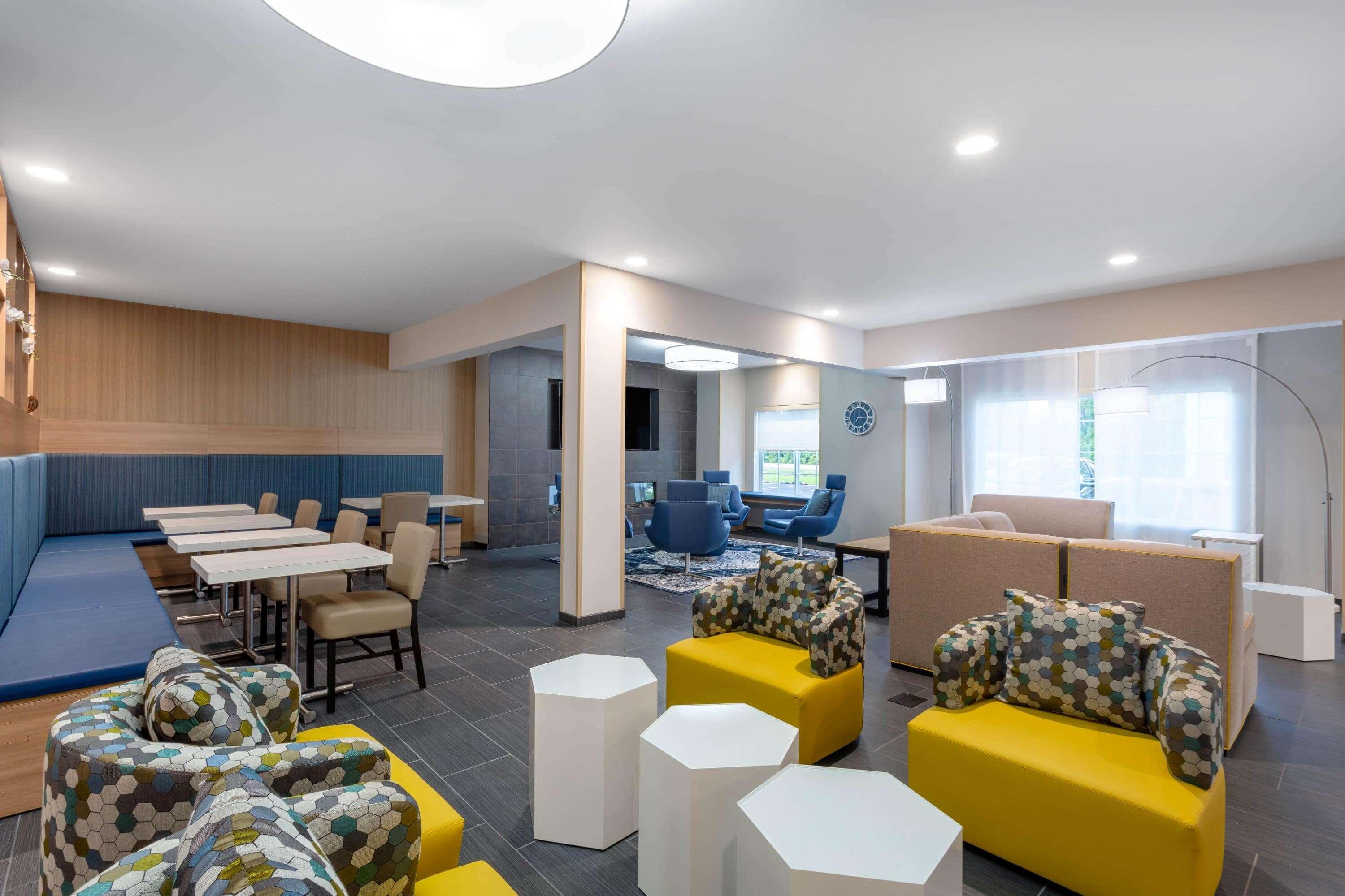 Microtel Inn&Suites by Wyndham Amsterdam Eksteriør bilde